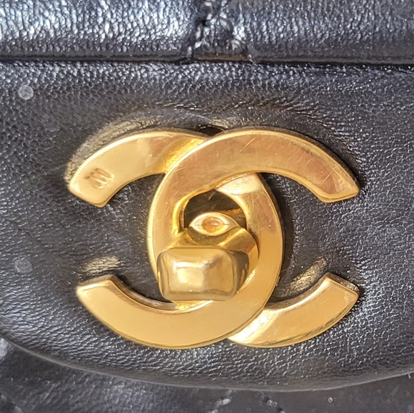 Chanel Classic Single Flap w/wallet - Picture 9 of 12